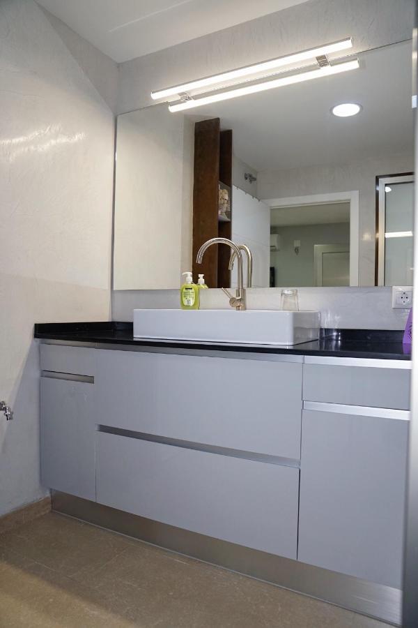 El Balcon Apartment *